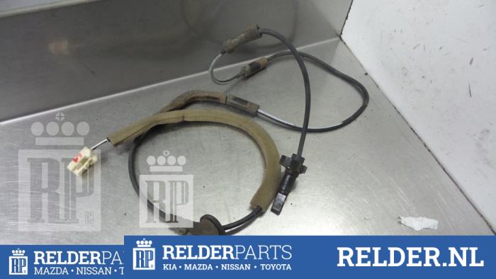 Gebruikte Sensor ABS Toyota RAV4 (A3) 2.2 D-CAT 16V 4x4 Prijs € 36,00 Margeregeling aangeboden door Relder Parts B.V.
