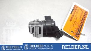 Gebruikte Ruitensproeierpomp voor Mazda RX-8 (SE17) M5 Prijs € 23,00 Margeregeling aangeboden door Relder Parts B.V.