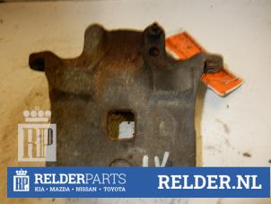 Gebruikte Remklauw (Tang) links-voor Nissan 350 Z (Z33) 3.5 V6 24V Prijs € 45,00 Margeregeling aangeboden door Relder Parts B.V.