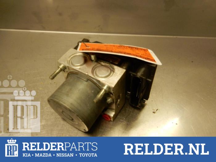 Gebruikte ABS Computer Toyota Aygo (B10) 1.4 HDI Prijs € 35,00 Margeregeling aangeboden door Relder Parts B.V.