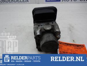 Gebruikte ABS Pomp Toyota Previa (R3) 2.0 D-4D 16V Prijs € 68,00 Margeregeling aangeboden door Relder Parts B.V.