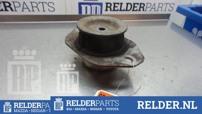 Gebruikte Motorrubber Nissan Interstar (X70) 2.5 dCi 16V Euro III Prijs € 27,00 Margeregeling aangeboden door Relder Parts B.V.