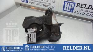 Gebruikte Motorsteun Nissan X-Trail (T30) 2.0 16V 4x4 Prijs € 27,00 Margeregeling aangeboden door Relder Parts B.V.