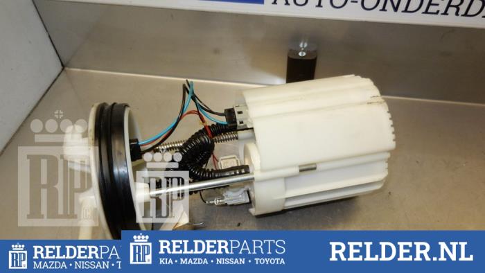 Gebruikte Tank element Pomp Nissan Primera (P12) 1.8 16V Prijs € 45,00 Margeregeling aangeboden door Relder Parts B.V.