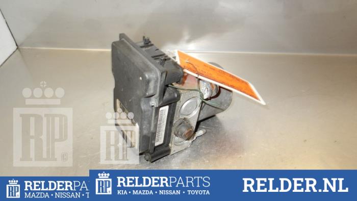 Gebruikte ABS Computer Toyota Previa (R3) 2.4i 16V VVT-i Prijs € 68,00 Margeregeling aangeboden door Relder Parts B.V.