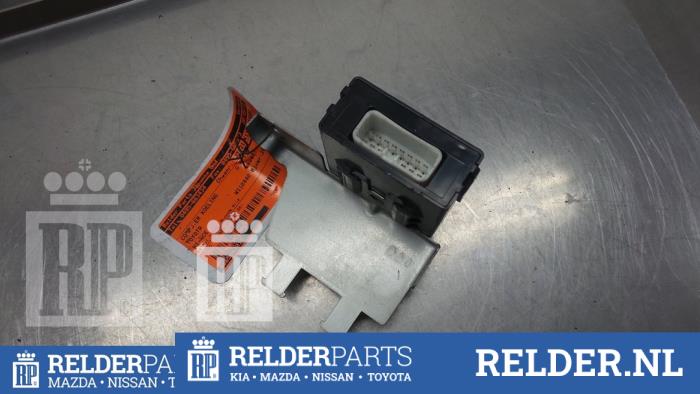 Gebruikte Module Koeling Toyota HiAce II 2.5 D4-D 95 Prijs € 68,00 Margeregeling aangeboden door Relder Parts B.V.