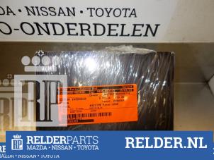 Gebruikte Display Interieur Nissan X-Trail (T30) 2.2 dCi 16V 4x4 Prijs € 68,00 Margeregeling aangeboden door Relder Parts B.V.