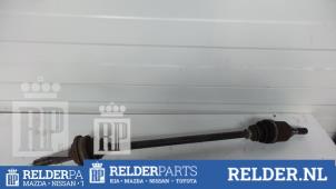 Gebruikte Steekas links-achter Nissan X-Trail (T30) 2.0 16V 4x4 Prijs € 45,00 Margeregeling aangeboden door Relder Parts B.V.