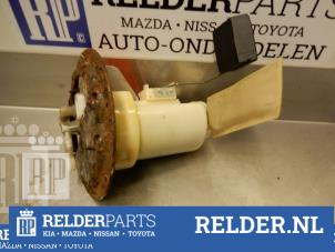Gebruikte Brandstofpomp Elektrisch Mazda Premacy 1.8 16V Prijs € 32,00 Margeregeling aangeboden door Relder Parts B.V.