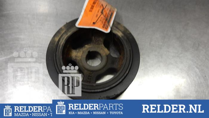 Gebruikte Poelie Krukas Toyota Avensis (T25/B1D) 1.8 16V VVT-i Prijs € 36,00 Margeregeling aangeboden door Relder Parts B.V.