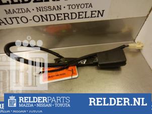 Gebruikte Veiligheidsgordel Insteek rechts-voor Toyota Avensis (T25/B1D) 1.8 16V VVT-i Prijs € 25,00 Margeregeling aangeboden door Relder Parts B.V.