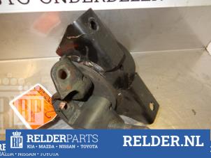 Gebruikte Motorrubber Nissan Primera (P12) 1.8 16V Prijs € 27,00 Margeregeling aangeboden door Relder Parts B.V.