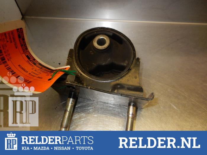 Gebruikte Motorrubber Toyota RAV4 (A3) 2.4 16V 4x4 Prijs € 27,00 Margeregeling aangeboden door Relder Parts B.V.
