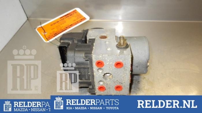 Gebruikte ABS Computer Toyota Corolla (E12) 1.4 16V VVT-i Prijs € 36,00 Margeregeling aangeboden door Relder Parts B.V.