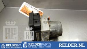 Gebruikte Computer ABS Toyota Avensis (T25/B1D) 2.0 16V D-4D Prijs € 75,00 Margeregeling aangeboden door Relder Parts B.V.