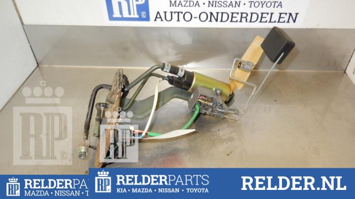 Gebruikte Tank element Pomp Toyota Picnic (XM10) 2.0i 16V GLi,GXi Prijs € 45,00 Margeregeling aangeboden door Relder Parts B.V.
