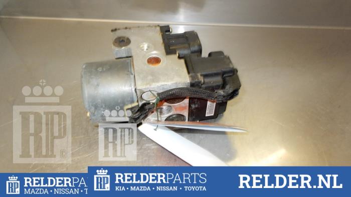 Gebruikte Computer ABS Mazda MX-5 (NB18/35/8C) 1.6i 16V Prijs € 45,00 Margeregeling aangeboden door Relder Parts B.V.