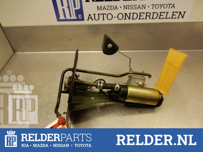 Gebruikte Tank element Pomp Toyota Starlet (EP9) 1.3,XLi,GLi 16V Prijs € 25,00 Margeregeling aangeboden door Relder Parts B.V.