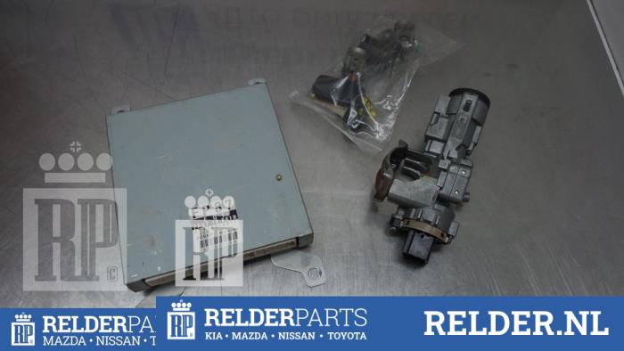 Gebruikte Computer Motormanagement Mazda Premacy 1.8 16V Prijs € 81,00 Margeregeling aangeboden door Relder Parts B.V.