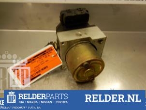 Gebruikte ABS Pomp Mazda Premacy 1.8 16V Exclusive HP Prijs € 45,00 Margeregeling aangeboden door Relder Parts B.V.