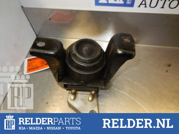 Gebruikte Motorrubber Toyota Corolla (E12) 1.4 16V VVT-i Prijs € 27,00 Margeregeling aangeboden door Relder Parts B.V.