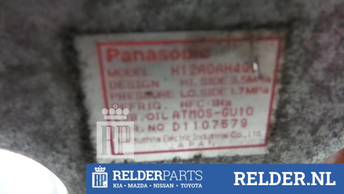 Gebruikte Pomp Airco Mazda Premacy 1.8 16V Exclusive HP Prijs € 45,00 Margeregeling aangeboden door Relder Parts B.V.