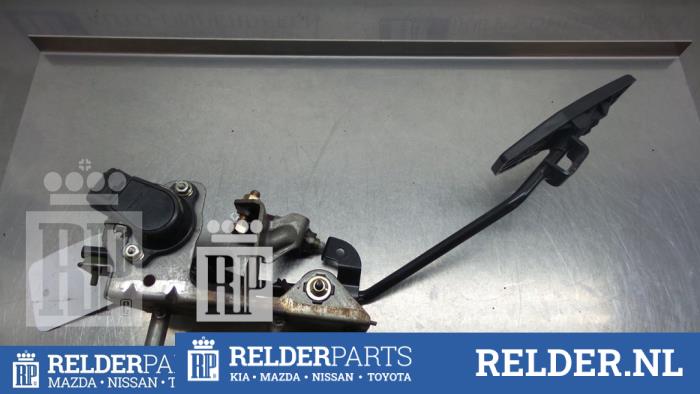 Gebruikte Gaspedaalpositie Sensor Mazda 323 (BJ12) 2.0DTiD Prijs € 54,00 Margeregeling aangeboden door Relder Parts B.V.