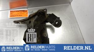 Gebruikte Motorsteun Nissan X-Trail (T30) 2.2 dCi 16V 4x4 Prijs € 27,00 Margeregeling aangeboden door Relder Parts B.V.