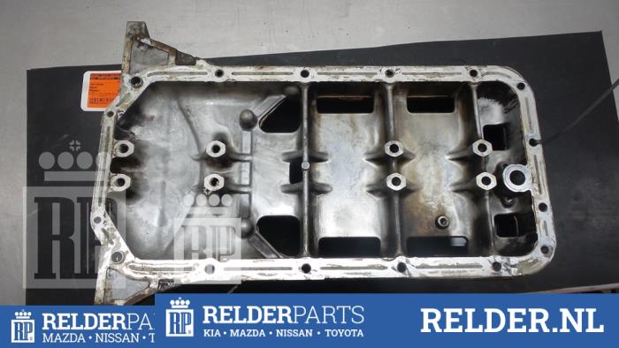 Gebruikte Carterpan Mazda Premacy 1.8 16V Exclusive HP Prijs € 45,00 Margeregeling aangeboden door Relder Parts B.V.