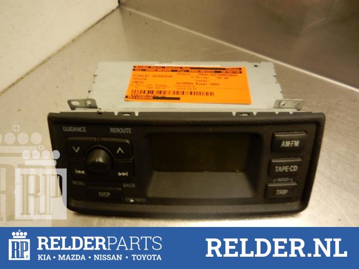 Gebruikte Display Interieur Toyota Yaris (P1) 1.3 16V VVT-i Prijs € 45,00 Margeregeling aangeboden door Relder Parts B.V.