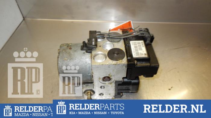Gebruikte ABS Computer Nissan Primera Traveller (WP11) 2.0 TD Prijs € 45,00 Margeregeling aangeboden door Relder Parts B.V.