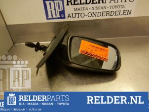 Gebruikte Buitenspiegel links Toyota Yaris (P1) 1.0 16V VVT-i Prijs € 15,00 Margeregeling aangeboden door Relder Parts B.V.