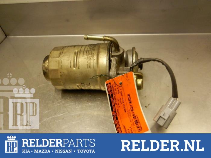 Gebruikte Opvoerpomp Toyota Corolla (E12) 2.0 D-4D 16V 116 Prijs € 36,00 Margeregeling aangeboden door Relder Parts B.V.