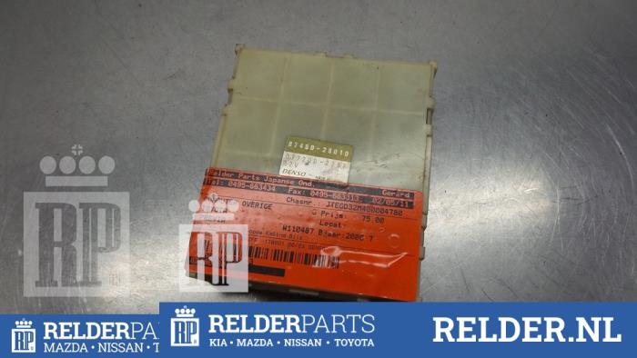 Computer Diversen van een Toyota Previa (R3) 2.4i 16V VVT-i 2000