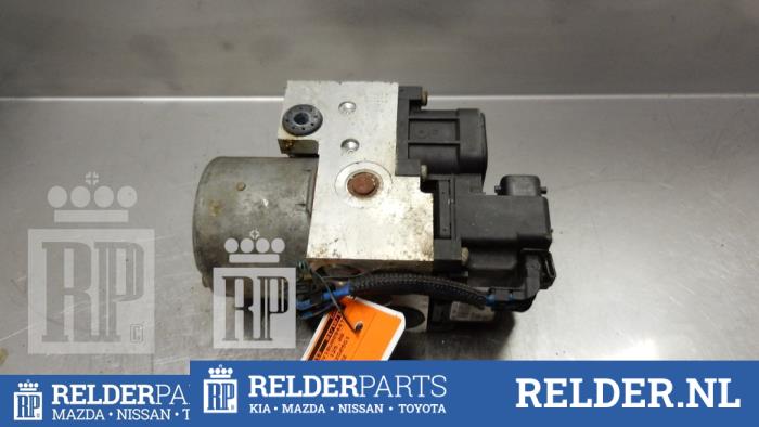 Gebruikte ABS Computer Nissan Almera Tino (V10M) 2.0 16V CVT Prijs € 70,00 Margeregeling aangeboden door Relder Parts B.V.