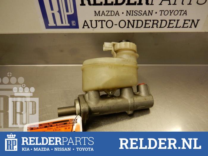 Gebruikte Hoofdremcilinder Toyota Avensis (T22) 2.0 16V VVT-i D-4 Prijs € 36,00 Margeregeling aangeboden door Relder Parts B.V.
