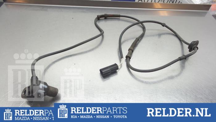 ABS Sensor van een Mazda Demio (DW) 1.5 16V 2004