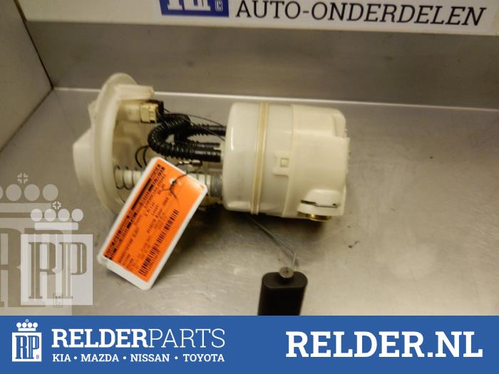 Gebruikte Tank element Pomp Nissan Micra (K12) 1.0 16V Prijs € 30,00 Margeregeling aangeboden door Relder Parts B.V.