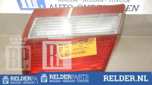 Gebruikte Achterlicht rechts Mazda 626 (GF12) 2.0i 16V GLX Prijs € 23,00 Margeregeling aangeboden door Relder Parts B.V.