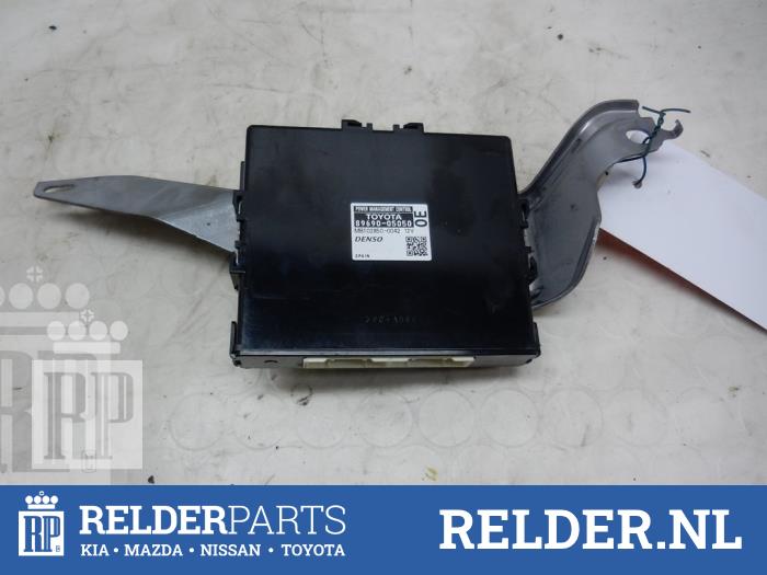 Gebruikte Computer Diversen Toyota Avensis Wagon (T27) 2.0 16V D-4D-F Prijs € 90,00 Margeregeling aangeboden door Relder Parts B.V.