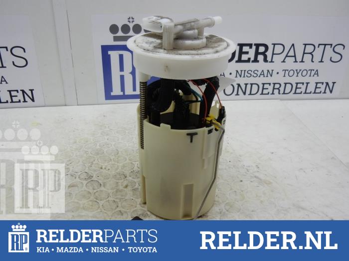 Gebruikte Tank element Pomp Nissan Primera (P12) 1.6 16V Prijs € 45,00 Margeregeling aangeboden door Relder Parts B.V.