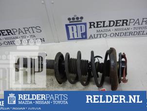 Gebruikte Schokdemperpoot rechts-voor Nissan Primera (P12) 1.6 16V Prijs € 41,00 Margeregeling aangeboden door Relder Parts B.V.