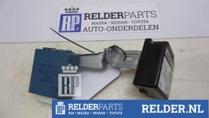 Gebruikte Centrale Deurvergrendelings Module Toyota Yaris (P1) 1.3 16V VVT-i Prijs € 36,00 Margeregeling aangeboden door Relder Parts B.V.