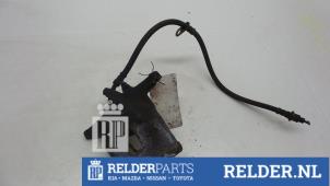 Gebruikte Remklauw (Tang) links-voor Toyota Picnic (XM10) 2.2 TD GL,GX Prijs € 45,00 Margeregeling aangeboden door Relder Parts B.V.