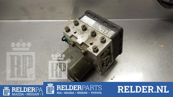 Gebruikte ABS Pomp Toyota Corolla (E11) 1.6 16V Prijs € 36,00 Margeregeling aangeboden door Relder Parts B.V.