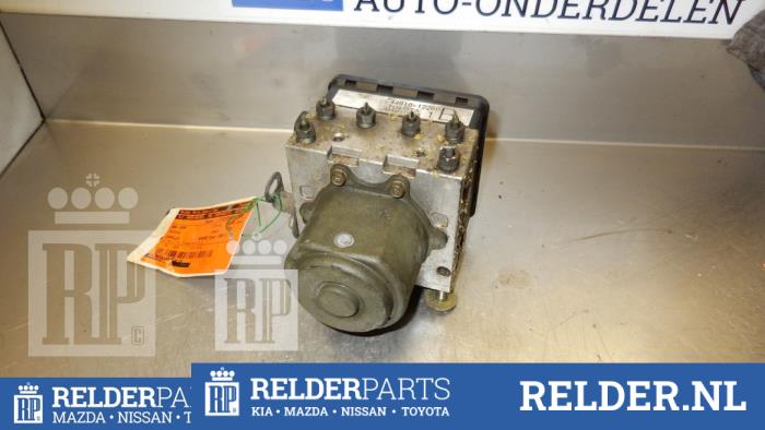 Gebruikte ABS Pomp Toyota Corolla (E11) 2.0 D Prijs € 36,00 Margeregeling aangeboden door Relder Parts B.V.
