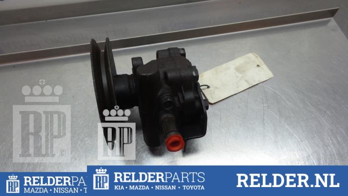 Gebruikte Servopomp Nissan Terrano II (R20/TR50) 2.4 12V Prijs € 45,00 Margeregeling aangeboden door Relder Parts B.V.