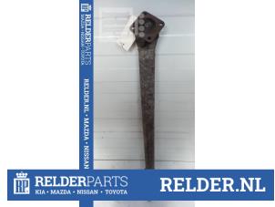 Gebruikte Tussenas Nissan Terrano II (R20/TR50) 2.4 12V Prijs € 90,00 Margeregeling aangeboden door Relder Parts B.V.