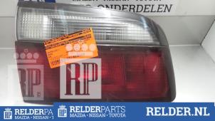 Gebruikte Achterlicht links Mazda 626 (GW19) 1.8i 16V Prijs € 23,00 Margeregeling aangeboden door Relder Parts B.V.