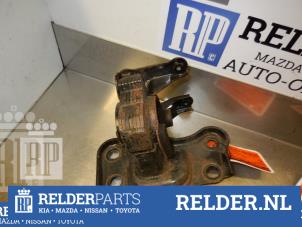 Gebruikte Motorrubber Toyota Auris (E15) 1.6 Dual VVT-i 16V Prijs € 27,00 Margeregeling aangeboden door Relder Parts B.V.